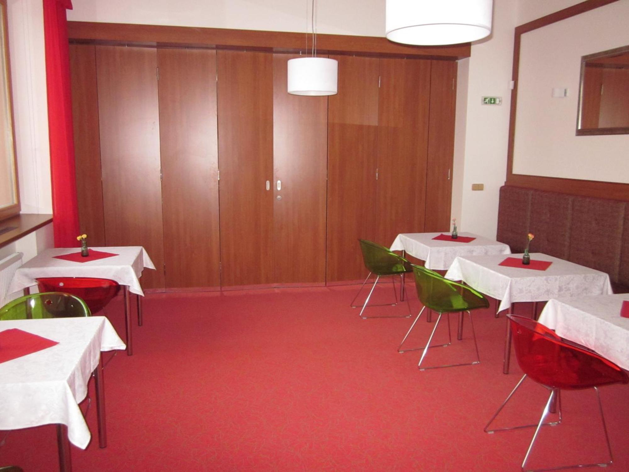 Wellness Resort Energetic Rožnov pod Radhoštěm Εξωτερικό φωτογραφία