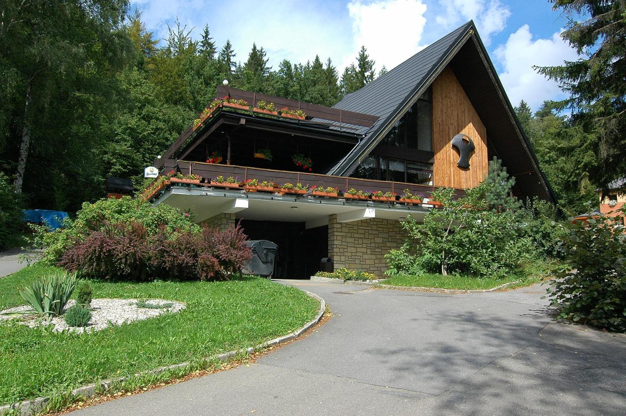 Wellness Resort Energetic Rožnov pod Radhoštěm Εξωτερικό φωτογραφία
