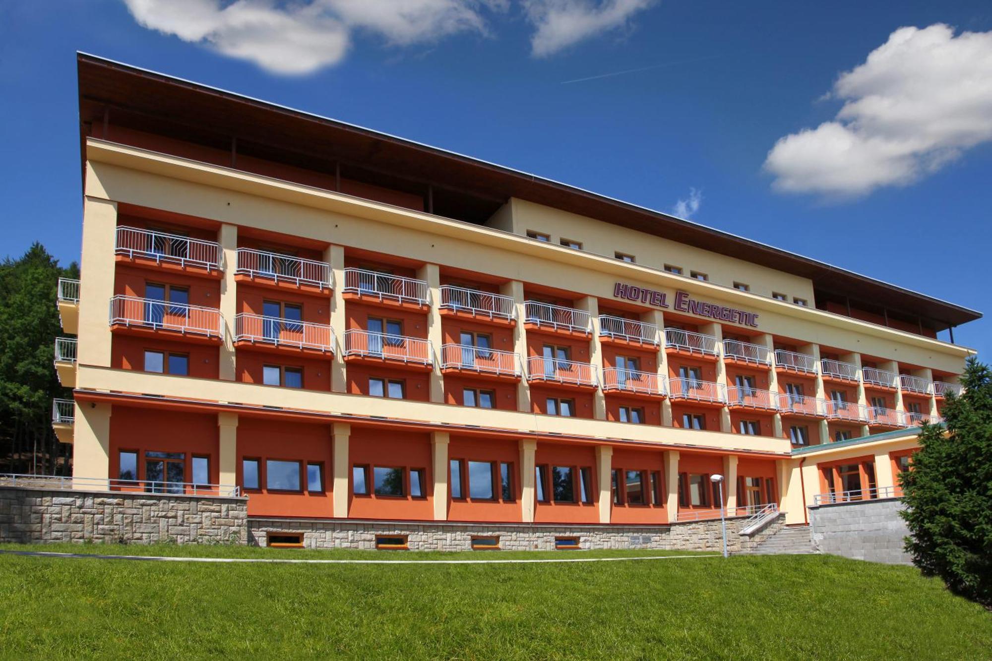 Wellness Resort Energetic Rožnov pod Radhoštěm Εξωτερικό φωτογραφία