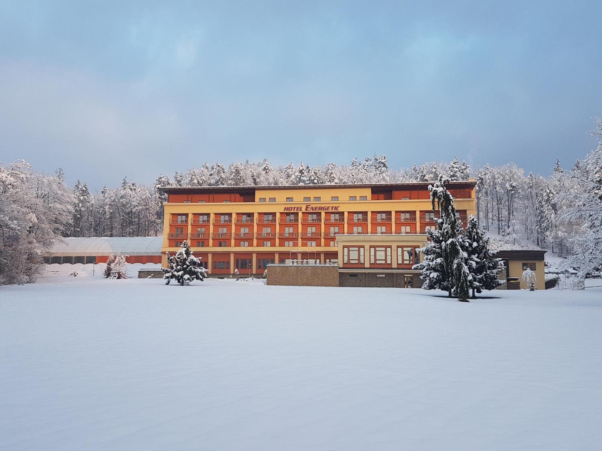 Wellness Resort Energetic Rožnov pod Radhoštěm Εξωτερικό φωτογραφία