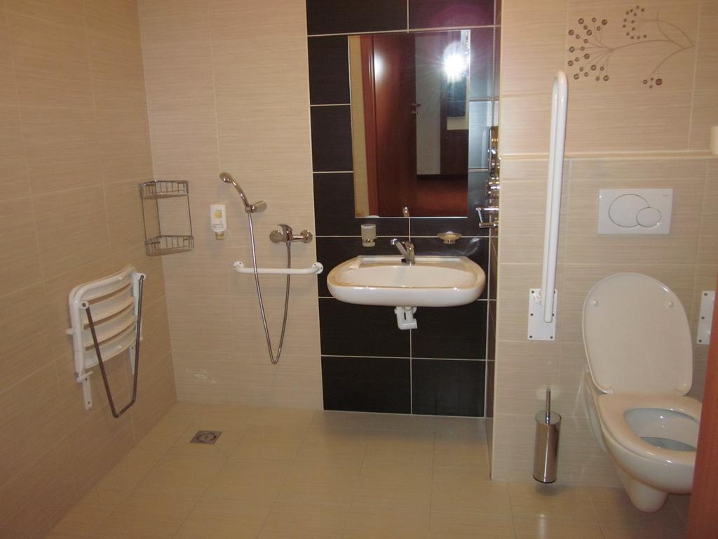 Wellness Resort Energetic Rožnov pod Radhoštěm Εξωτερικό φωτογραφία